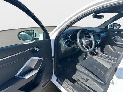 2025 Audi Q3 S line Premium