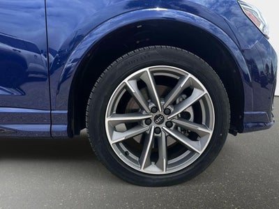 2025 Audi Q3 S line Premium