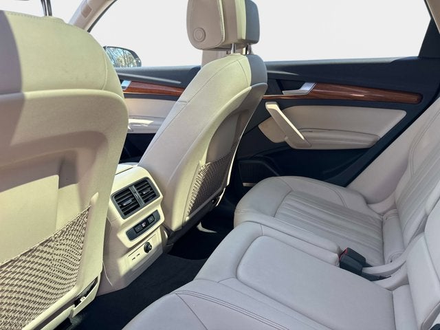 2023 Audi Q5 S line Premium Plus