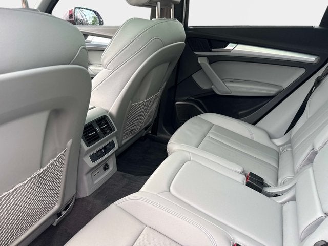 2024 Audi Q5 S line Premium Plus