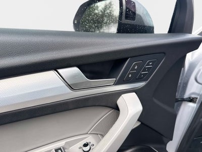 2024 Audi Q5 S line Premium Plus