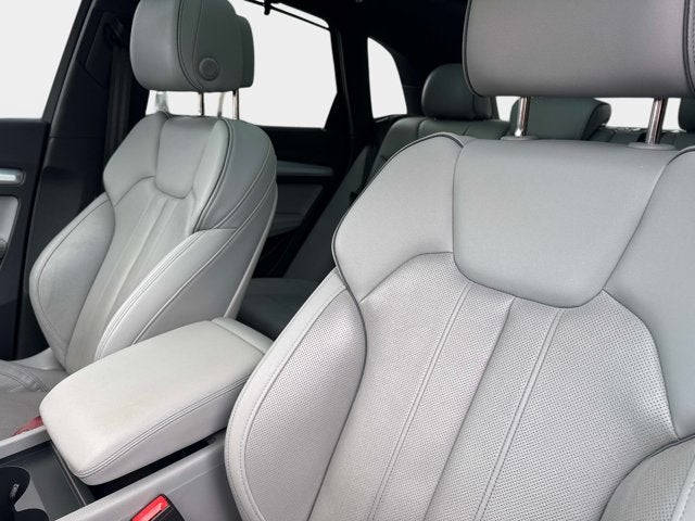 2024 Audi Q5 S line Premium Plus