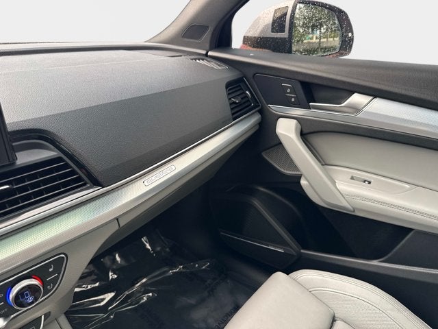 2024 Audi Q5 S line Premium Plus