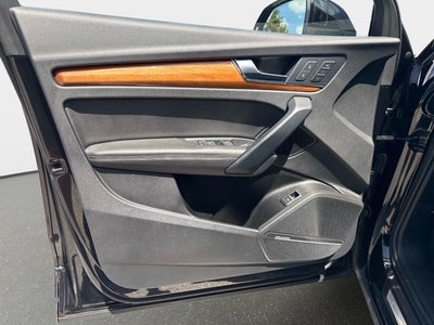 2023 Audi Q5 S line Premium Plus