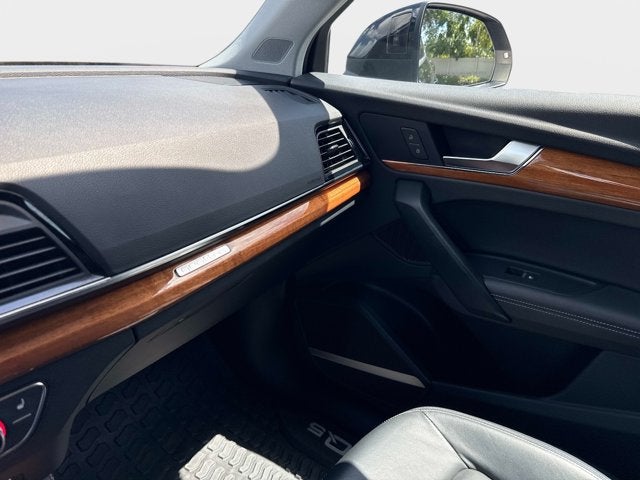 2023 Audi Q5 S line Premium Plus