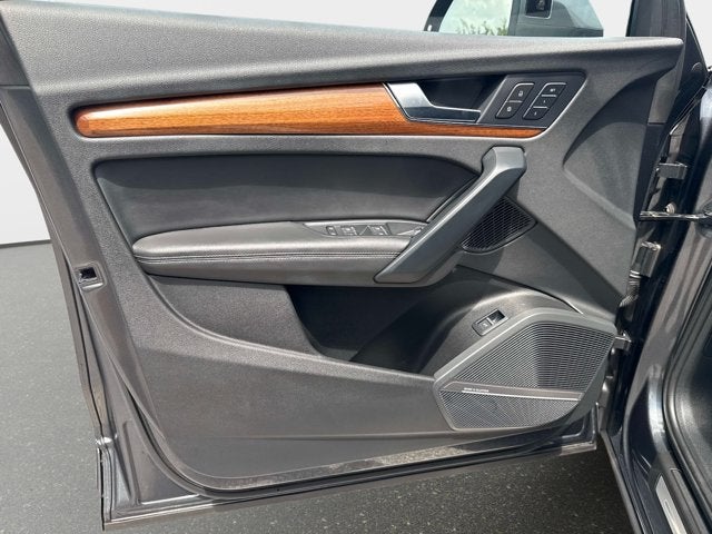 2023 Audi Q5 S line Premium Plus