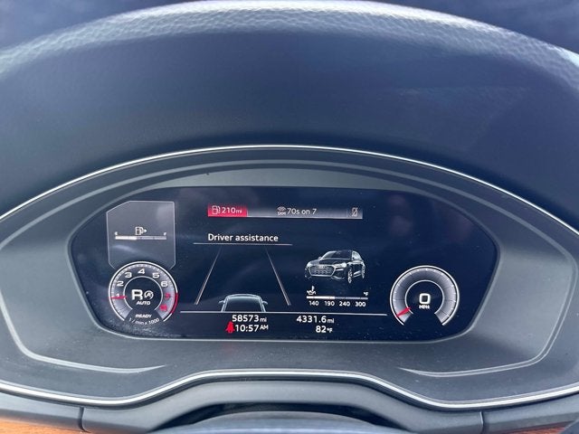 2022 Audi Q5 S line Premium Plus