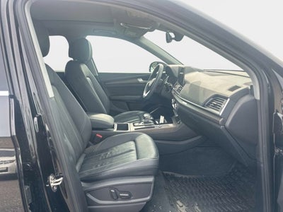 2022 Audi Q5 S line Premium Plus
