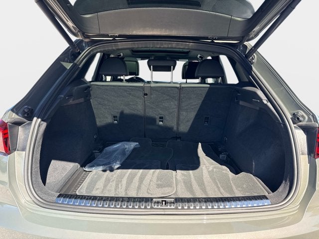 2021 Audi Q3 S line Premium Plus