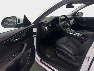 2023 Audi Q8 Premium Plus