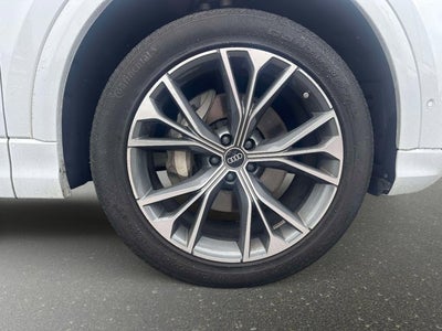 2023 Audi Q8 Premium Plus
