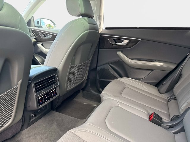 2024 Audi Q8 Premium Plus