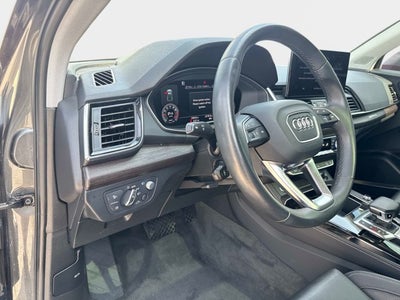 2023 Audi Q5 S line Prestige
