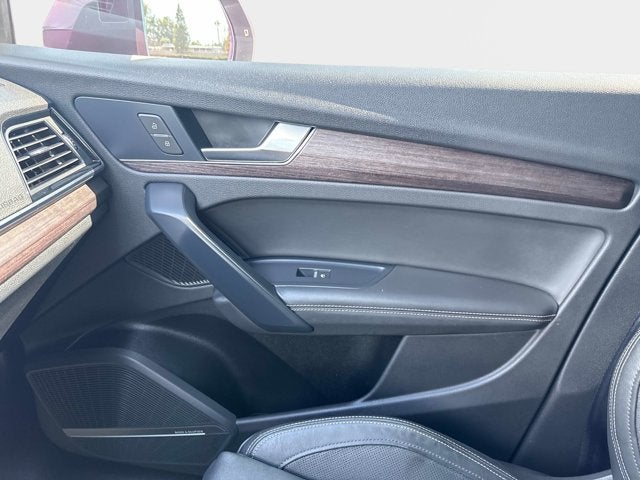 2023 Audi Q5 S line Prestige