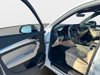 2024 Audi Q5 S line Prestige