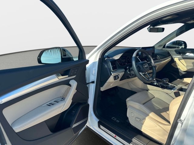 2024 Audi Q5 S line Prestige