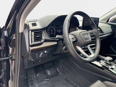 2025 Audi Q5 S line Prestige