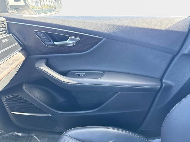 2023 Audi Q8 Prestige