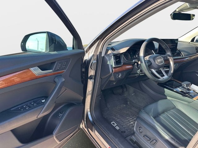 2023 Audi Q5 S line Premium