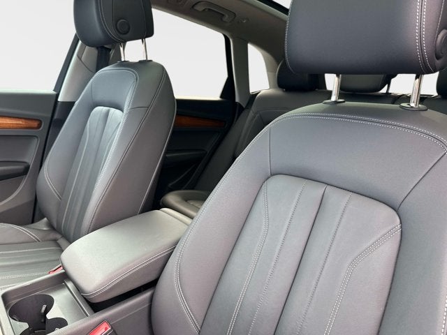 2023 Audi Q5 S line Premium