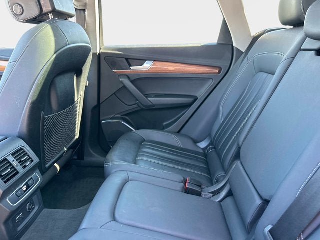 2023 Audi Q5 S line Premium