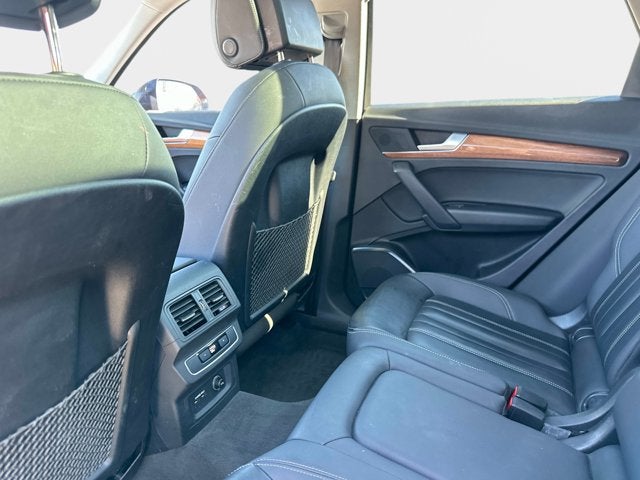 2023 Audi Q5 S line Premium