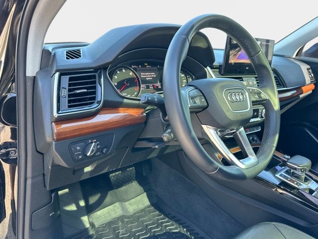 2023 Audi Q5 S line Premium