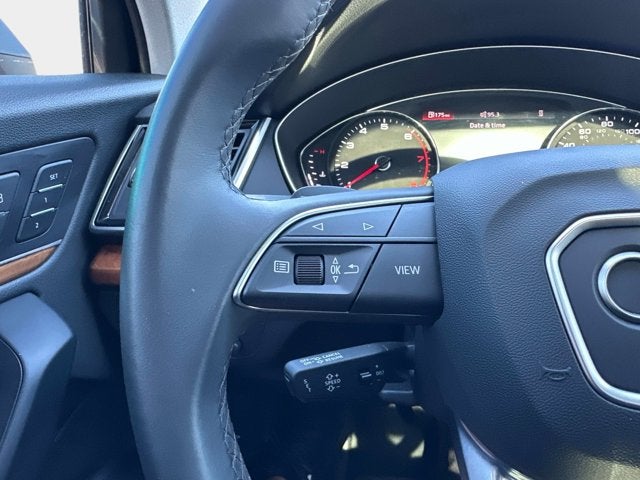 2023 Audi Q5 S line Premium