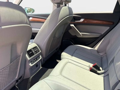 2023 Audi Q5 S line Premium