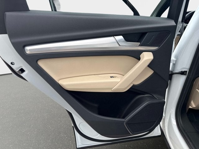 2025 Audi Q5 S line Premium
