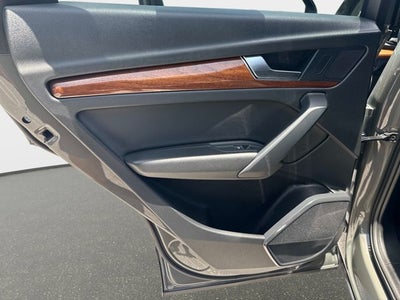 2023 Audi Q5 S line Premium
