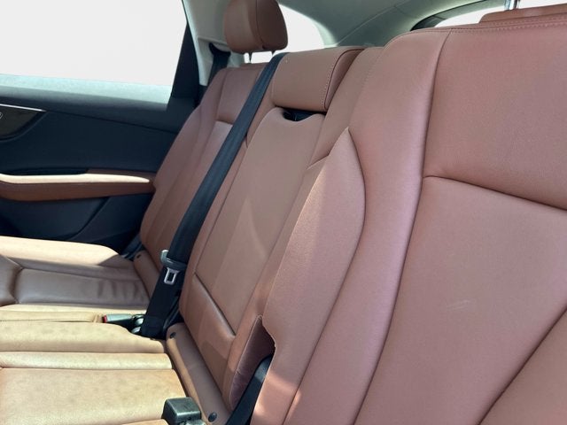 2023 Audi Q7 Premium Plus