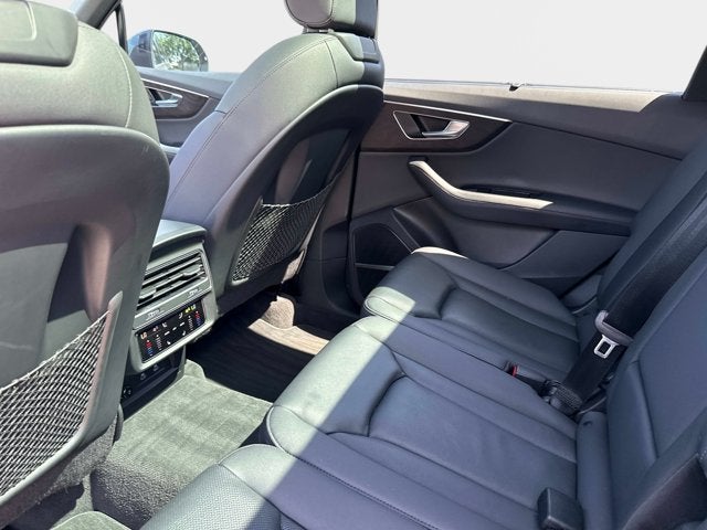 2023 Audi Q7 Premium Plus