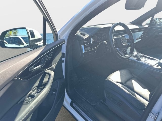 2025 Audi Q7 Premium Plus
