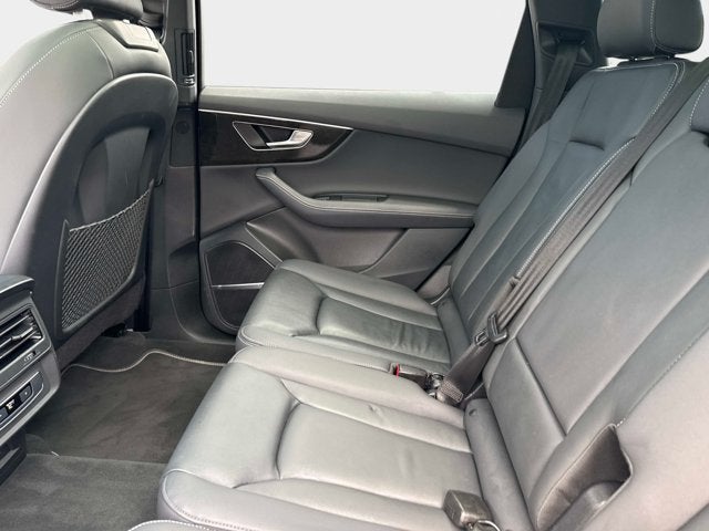 2025 Audi Q7 Premium Plus