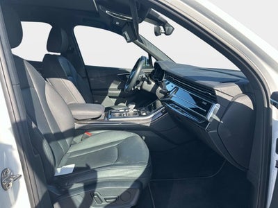 2025 Audi Q7 Premium Plus
