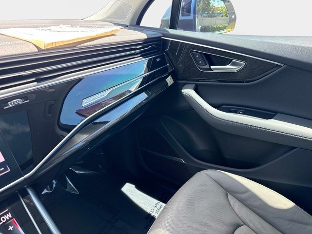 2025 Audi Q7 Premium Plus