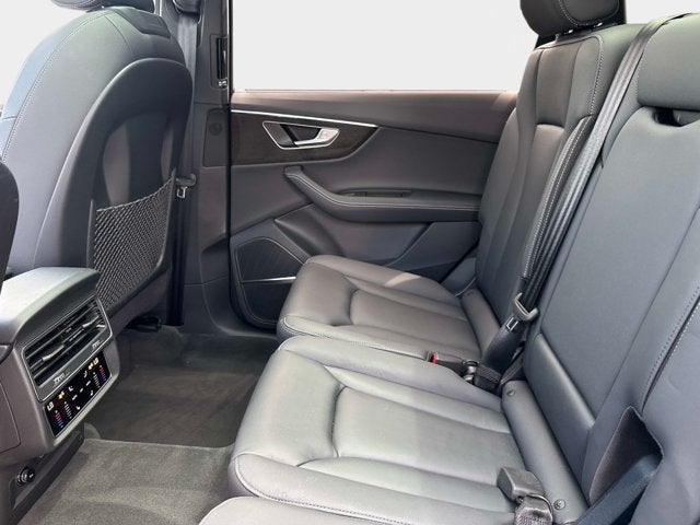 2026 Audi Q7 Premium Plus