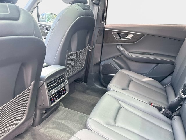 2026 Audi Q7 Premium Plus