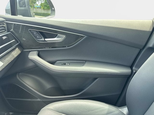 2026 Audi Q7 Premium Plus