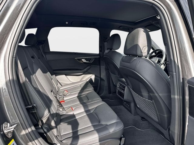 2026 Audi Q7 Premium Plus
