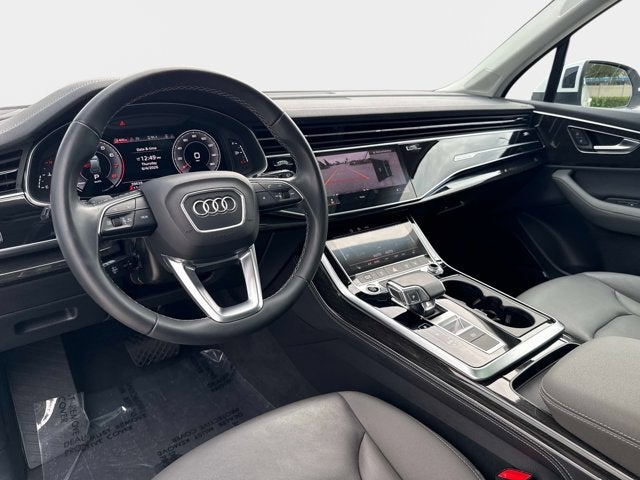 2025 Audi Q7 Premium Plus