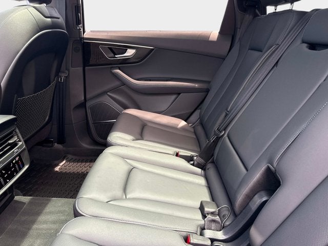 2026 Audi Q7 Premium Plus