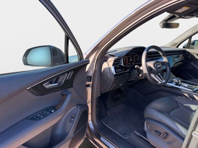 2025 Audi Q7 Premium Plus