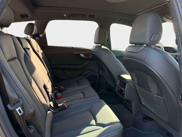 2025 Audi Q7 Premium Plus