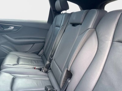 2025 Audi Q7 Premium Plus
