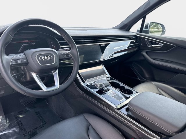 2025 Audi Q7 Premium Plus