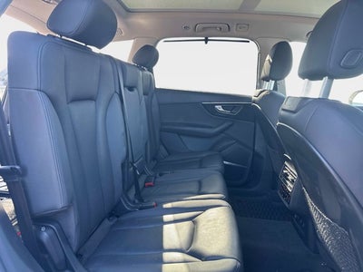 2021 Audi Q7 Premium Plus