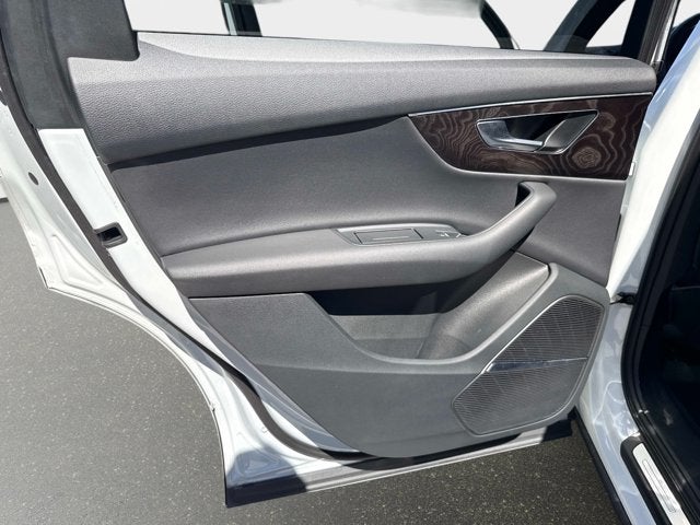 2021 Audi Q7 Premium Plus