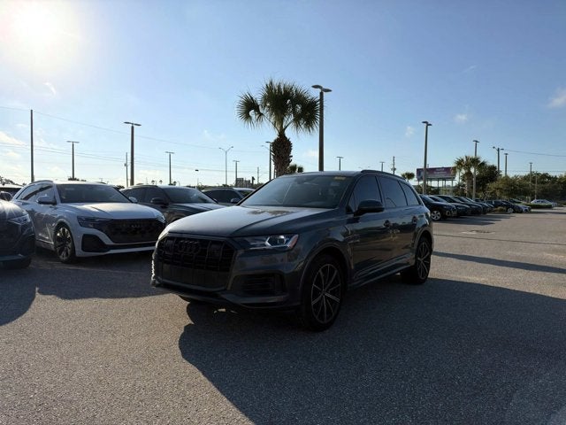 2022 Audi Q7 Premium Plus